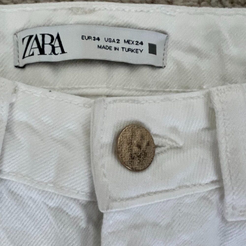 ZARA Straight Leg Jeans Women 2 White Raw Hem Mid Rise Denim Minimalist - Picture 5 of 8